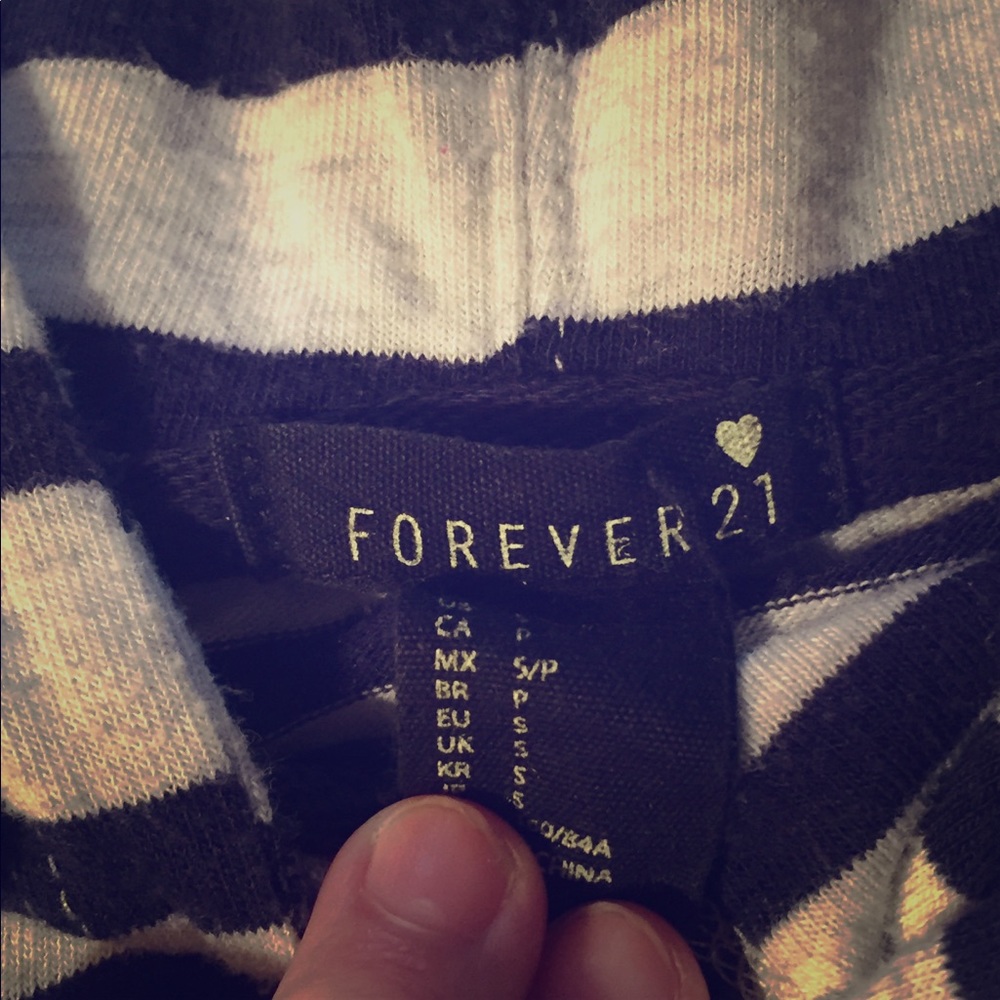 Sweatshirt - Picture 2 of 2